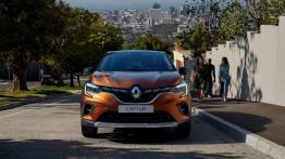 Renault Captur w nowej odsłonie. W stylu Clio i z napędem hybrydowym