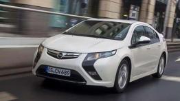 Elektryzujące zwycięstwo - Opel Ampera na podium