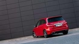 Mercedes B200 - familijne premium