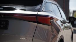 Omoda 5 Hybrid Premium - prawy tylny reflektor - wy³±czony