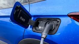 Opel Grandland X Hybrid 4 – koniec z marudzeniem