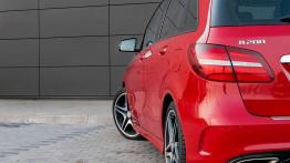 Mercedes B200 - familijne premium