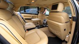 Miłośnicy VW Phaetona spotkali się nad Zalewem Sulejowskim