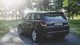 Range Rover Sport P400e – sprawdziliśmy, czy warto kupić Range'a z napędem hybrydowym