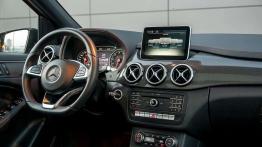 Mercedes B200 - familijne premium