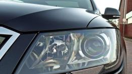 Skoda Superb Kombi 1.8TSI DSG - z delikatnym makijażem