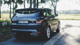 Range Rover Sport P400e – sprawdziliśmy, czy warto kupić Range'a z napędem hybrydowym