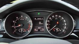 Skoda Superb Kombi 1.8TSI DSG - z delikatnym makijażem