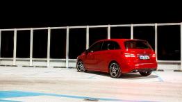 Mercedes B200 - familijne premium