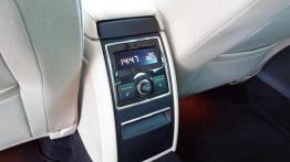 Skoda Superb Kombi 1.8TSI DSG - z delikatnym makijażem