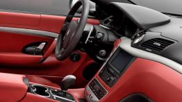Maserati GranTurismo - pełny panel przedni