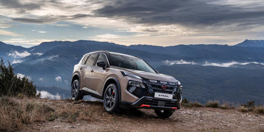 Nissan X-Trail 2026 po liftingu. Google na pokładzie i technologia "przezroczystej maski"