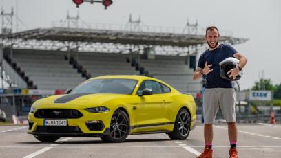 Ford Mustang Mach 1: szybka runda na Autodromie Słomczyn