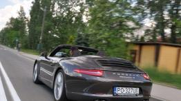 Porsche 911 Carrera S Cabrio - auto z zasadami