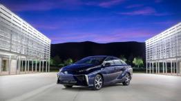 Toyota Mirai - kolejne auto z ogniwami paliwowymi