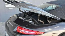 Porsche 911 Carrera S Cabrio - auto z zasadami