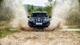 Nowa Toyota Land Cruiser po staremu