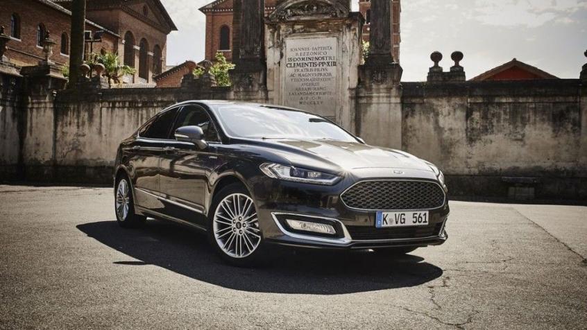 Ford Mondeo V Sedan