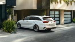 Kia zapowiada hybrydowe modele Ceed: Xceed i Sportswagon