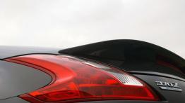 Nissan 370Z Black Edition - widok z tyłu