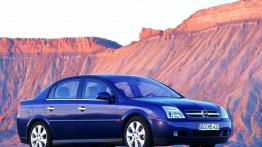 Opel Vectra C Sedan - widok z przodu