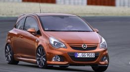 Opel Corsa OPC Nurburgring Edition - przód - reflektory wyłączone