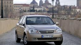 Chevrolet Nubira Sedan - widok z przodu