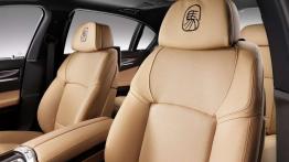 BMW serii 7 Horse Edition - tylko dla Chin