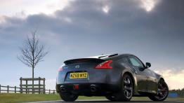 Nissan 370Z Black Edition - widok z tyłu