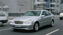 Mercedes Klasa C Sedan - widok z przodu