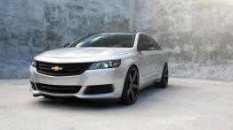 Chevrolet Impala na wielkich felgach firmy Vossen