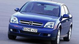 Opel Vectra C Sedan - widok z przodu