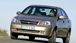 Chevrolet Nubira Sedan - widok z przodu
