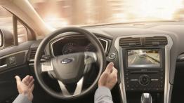 Ford Mondeo V Sedan - kokpit