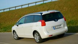 Peugeot 5008 2.0 HDi - trochę inny minivan