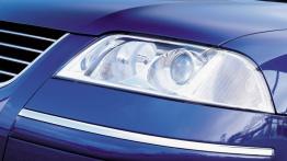 Volkswagen Passat V Sedan - lewy przedni reflektor - wyłączony