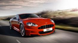 Aston Martin DBS Carbon Edition - widok z przodu