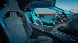 Bugatti Divo: Bestia, choć nieco inna niż Chiron