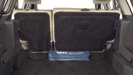 TATA Xenon - bagażnik