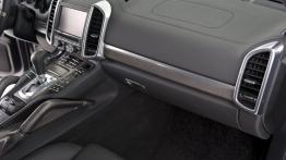 Porsche Cayenne Hamann - deska rozdzielcza