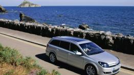 Opel Astra III Caravan - widok z góry