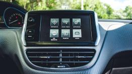 Peugeot 2008 - zielony gremlin