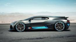 Bugatti Divo: Bestia, choć nieco inna niż Chiron