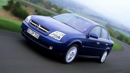 Opel Vectra C Sedan - widok z przodu