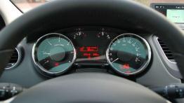 Peugeot 5008 2.0 HDi - trochę inny minivan