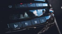 Peugeot 2008 - zielony gremlin