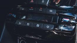 Peugeot 2008 - zielony gremlin