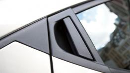 Chrysler Ypsilon - klamka tył