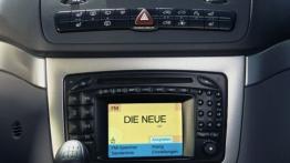 Mercedes Viano - konsola środkowa