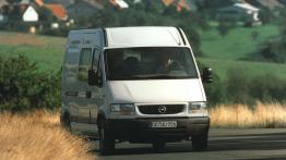 Opel Movano - widok z przodu